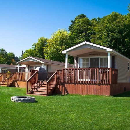 Mccreary'S Beach Resort Перт Екстер'єр фото
